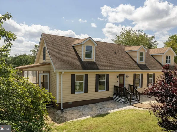 100 Dogwood Ln, Stephenson, VA 22656