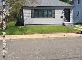 235 Overbrook Ave, Oakhurst, NJ