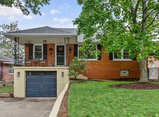 1420 N Berry Rd, Saint Louis, MO 63119