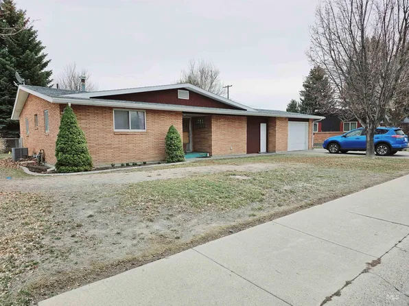 2437 W 25th Dr, Burley, ID 83318