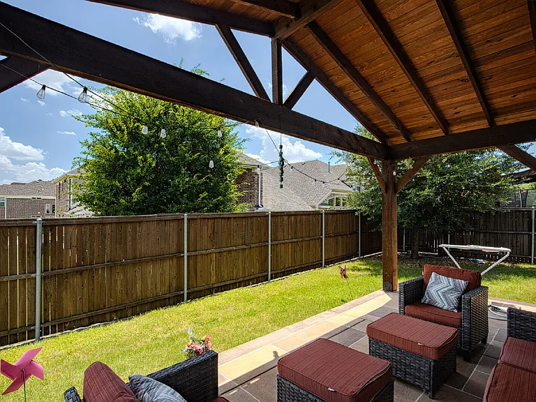 8701 Fairway Ln — Photo 40