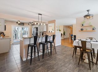 21 Delcliffe Ln, Lewiston, ME 04240