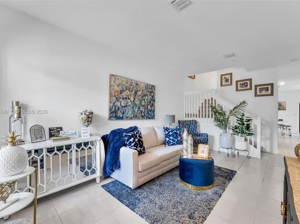 180 SW 185th Way, Pembroke Pines, FL 33029