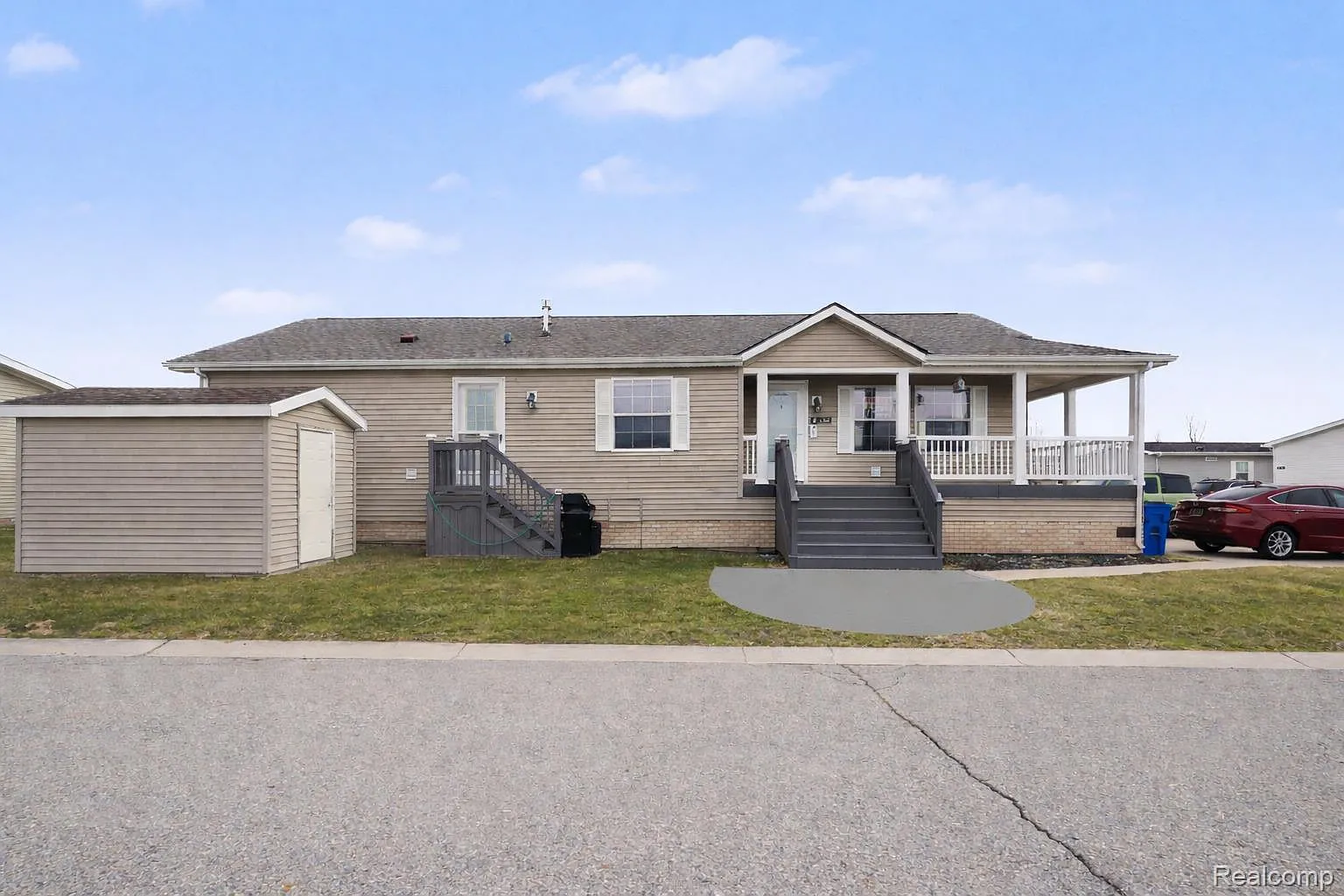 6244 Leigh Ct photo 1