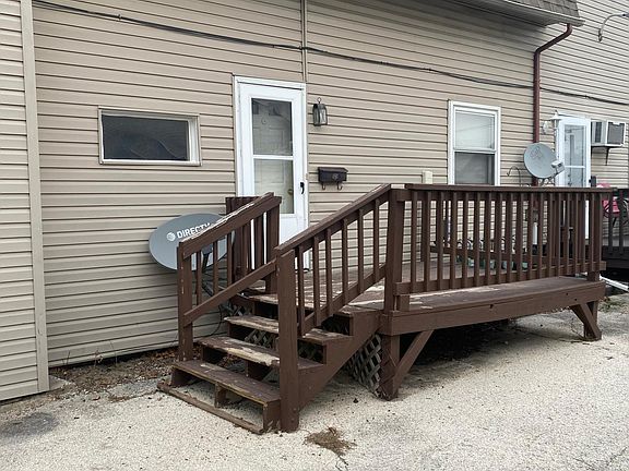 4th image of 154 Bergin St #C