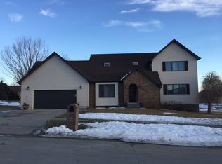 1622 Mulberry Dr, Norfolk, NE 68701