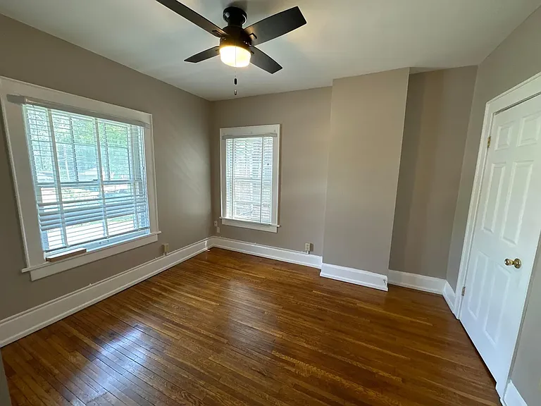 2880 N High St #2880 — Photo 9