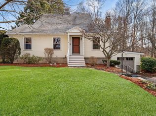 17 Brookfield Rd, Andover, MA 01810