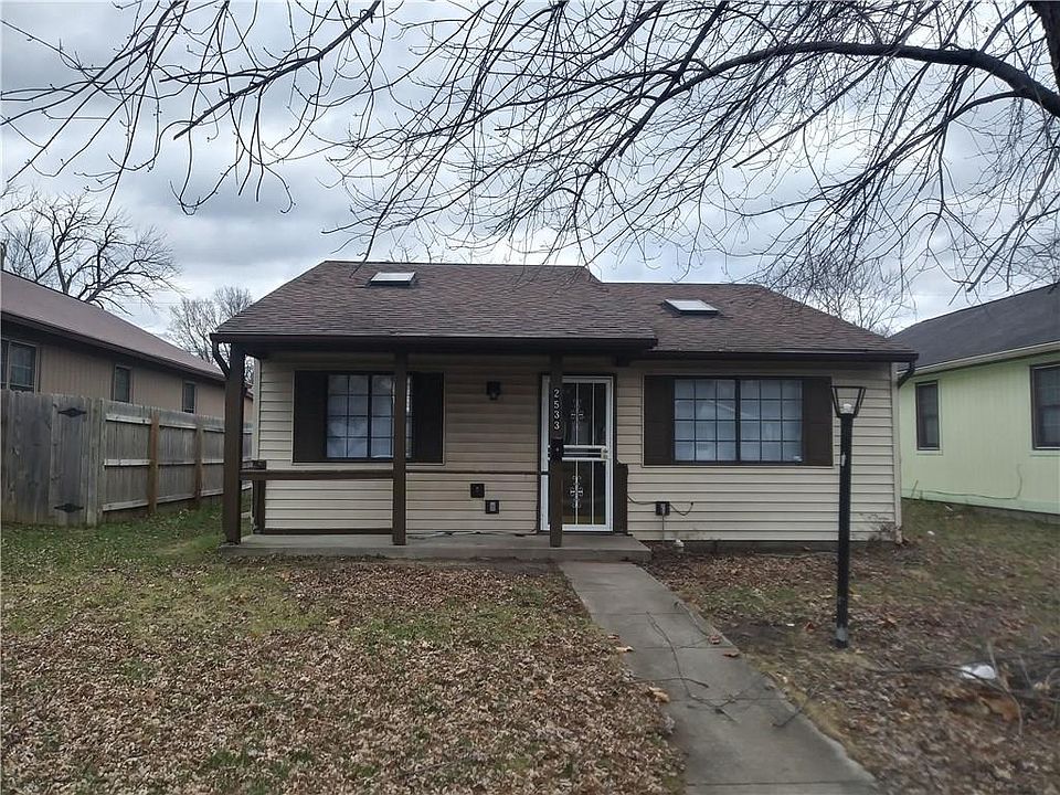 1st image of 2533 N Schofield Ave