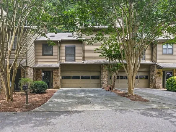 1831 Dyouville Ln, Atlanta, GA 30341