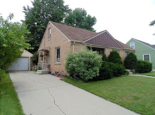 909 Wilson Ave, Sheboygan, WI 53081