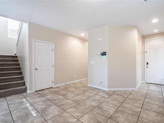 3rd image of 5135 Sparkling Vine Ave