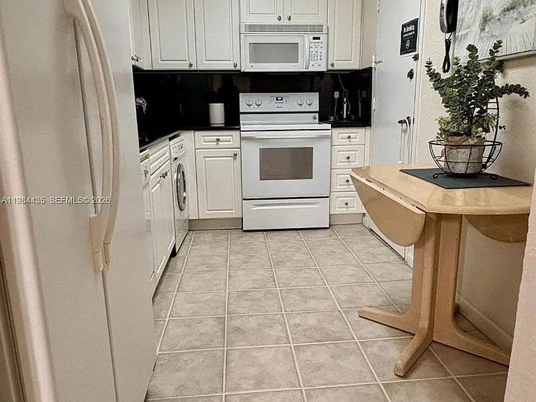 2501 S Ocean Dr #429 — Photo 6