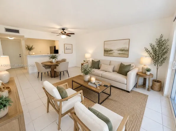 5199 NW 7th St APT 501E, Miami, FL 33126