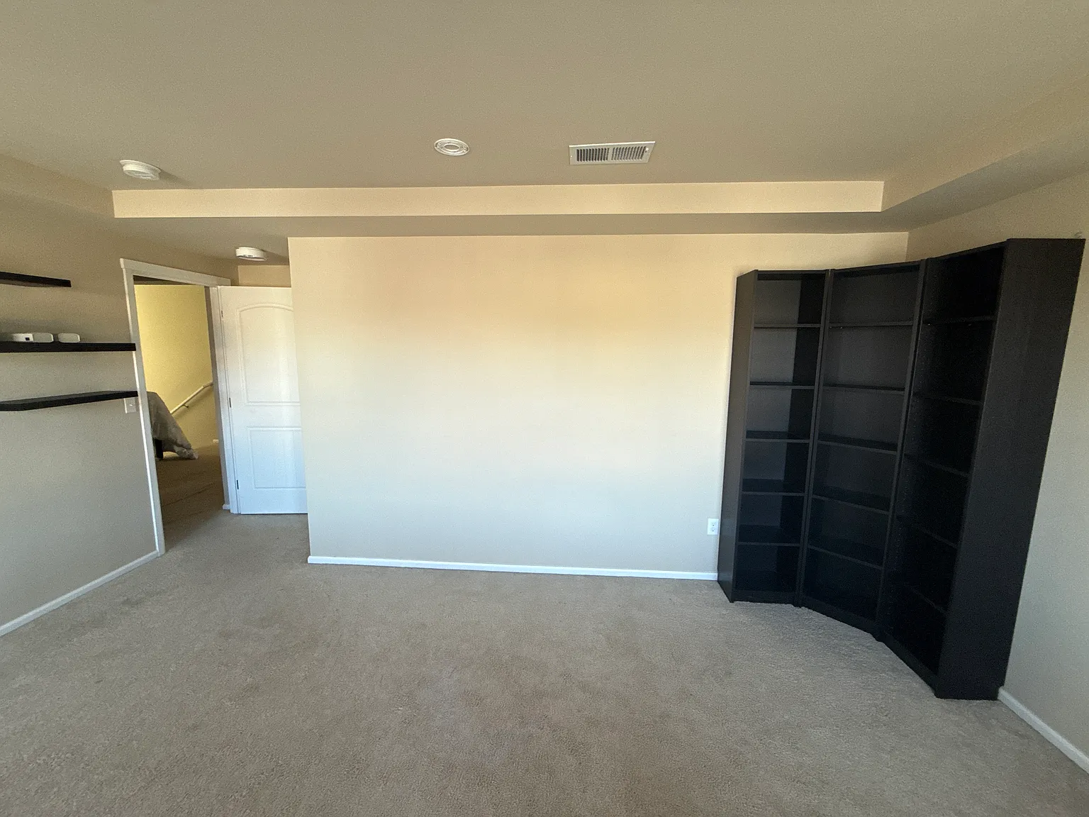 5 bed, 2.5 bath, 2748 sqft, $1,200 — Photo 4