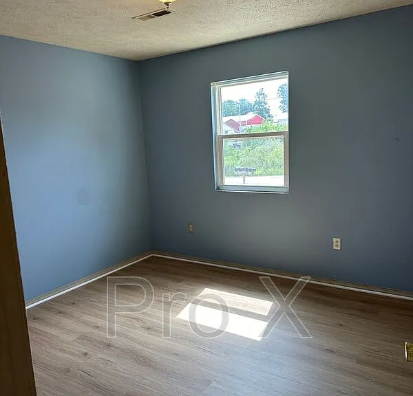 121 Elm St #2-1-4 — Photo 8