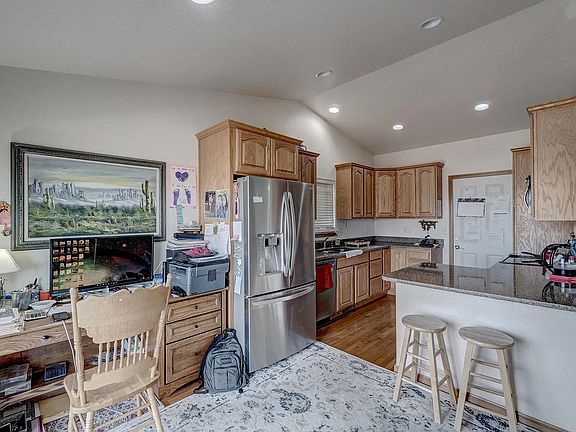 2nd image of 222 E Bengal Dr