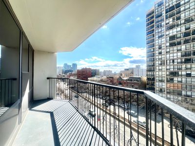 1560 N Sandburg Ter APT 703J, Chicago, IL, 60610