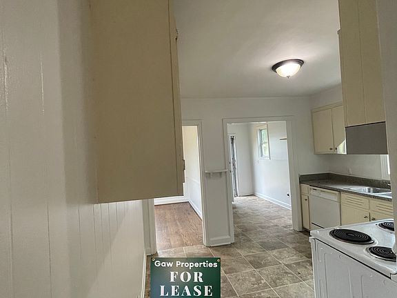 5th image of 418 Wingrove St