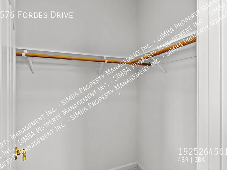 5576 Forbes Dr — Photo 32
