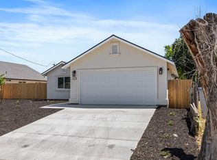 612 Empire Ave, Modesto, CA 95354