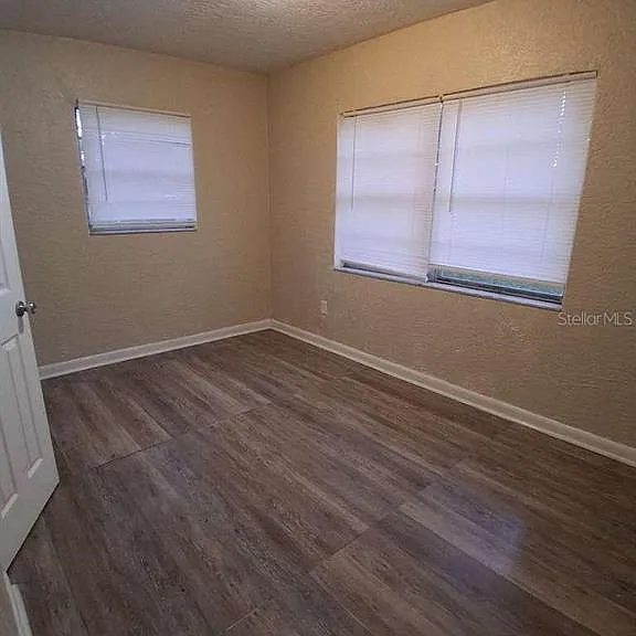 1209 Carlsbad Pl — Photo 10