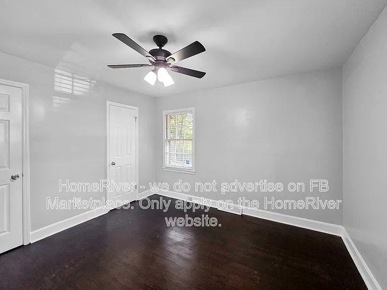 4723 Westcrest Dr — Photo 11