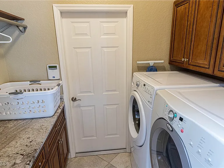 4701 Sands Blvd — Photo 12