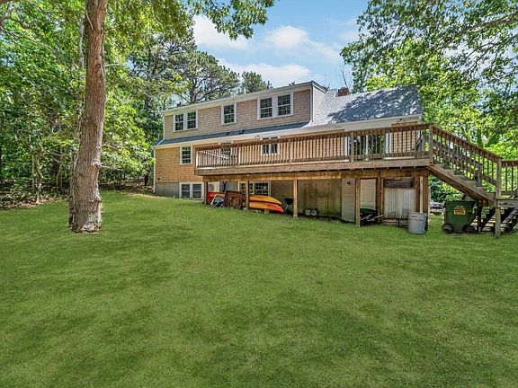 4th image of 85 Deepwood Drive