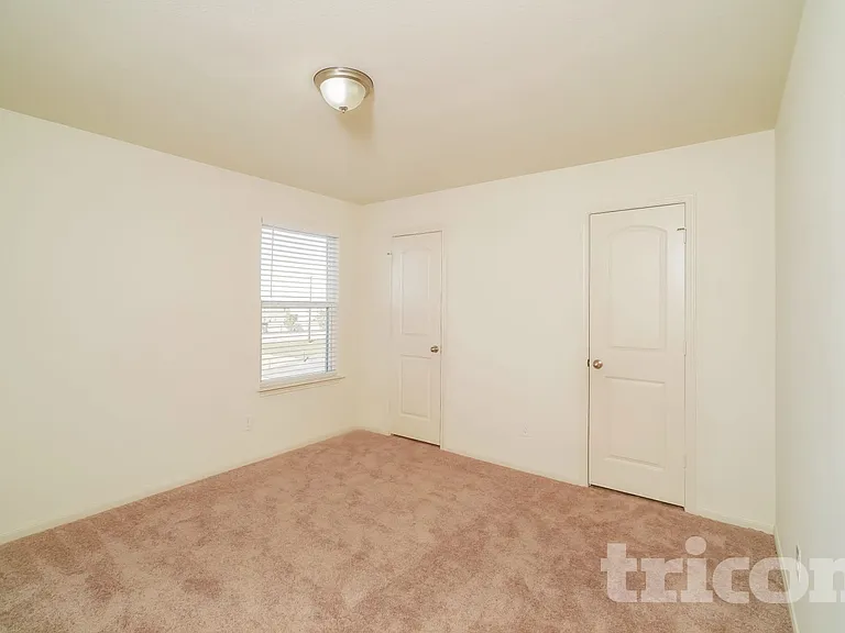 732 Shoal Crk — Photo 11