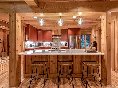 2338 W Club Blvd, Lake Toxaway, NC 28747 | Zillow