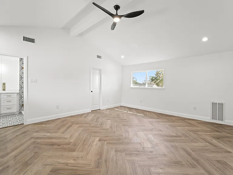 10722 Lynbrook Dr — Photo 25