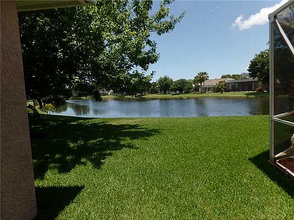 4th image of 2089 SW Oakwater Pointe