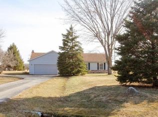 6297 Mamie Dr NW, Pickerington, OH 43147