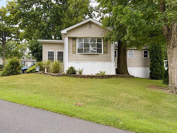 4th image of 2 Highland Dr