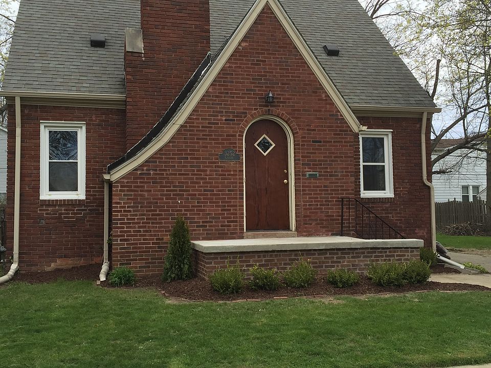 1st image of 3252 Catalpa Dr