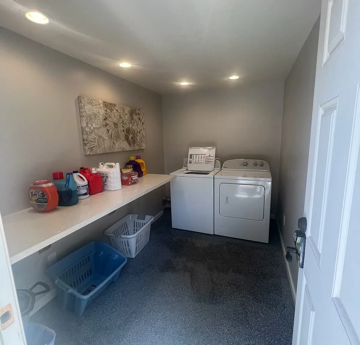 1326 Hopkins Ave — Photo 3