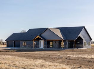 5 Callen Dr, Cody, WY 82414