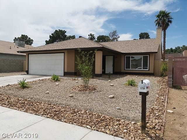 1st image of 1704 Starbuck Dr