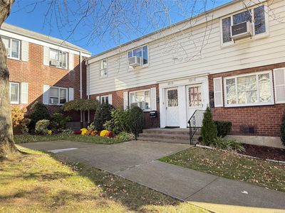 221-17 Braddock Avenue 2 flr, Queens Village, NY, 11427
