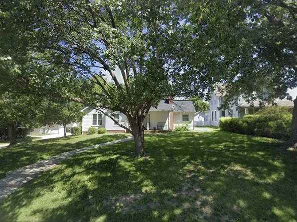 531 W 9th St, Concordia, KS 66901
