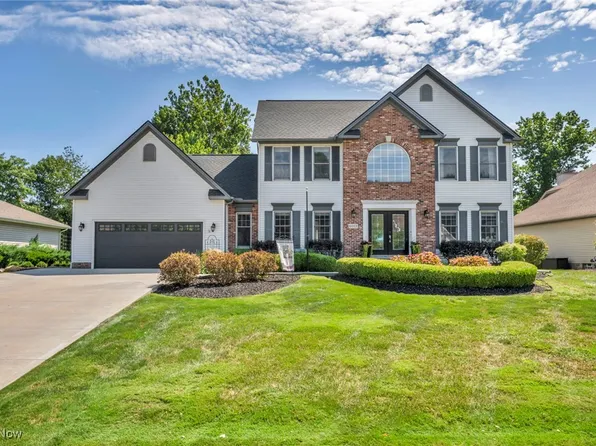 6023 Sea Pines Dr, Mentor, OH 44060
