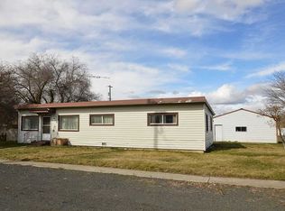 103 E 4th St, Sprague, WA 99032
