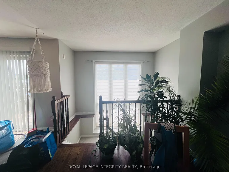 29 Chesapeake Cres — Photo 5