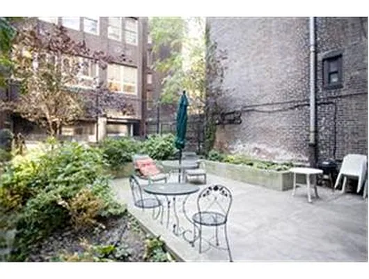 Sold by Douglas Elliman | media 15