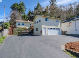 63647 Andrews Rd, Coos Bay, OR 97420