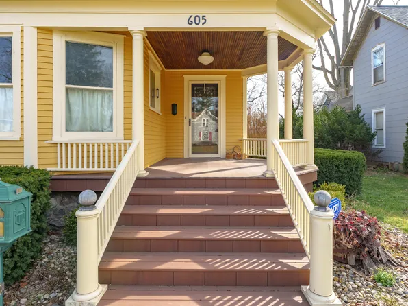 605 N Main St, Three Rivers, MI 49093