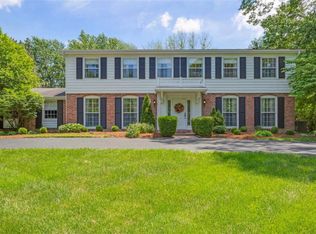 122 Babler Rd, Saint Louis, MO 63141