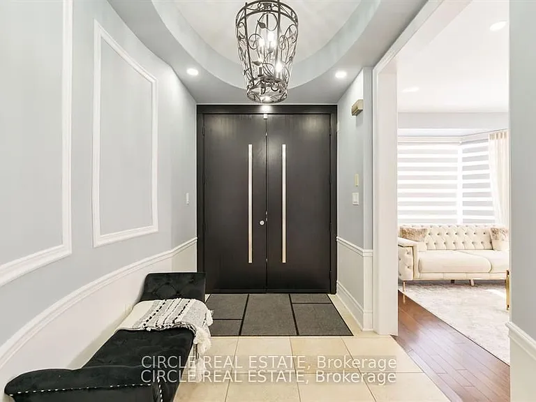 2 Learmont Ave — Photo 4