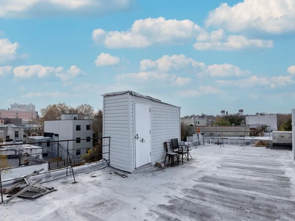 316 Chauncey Street image 9 of 9